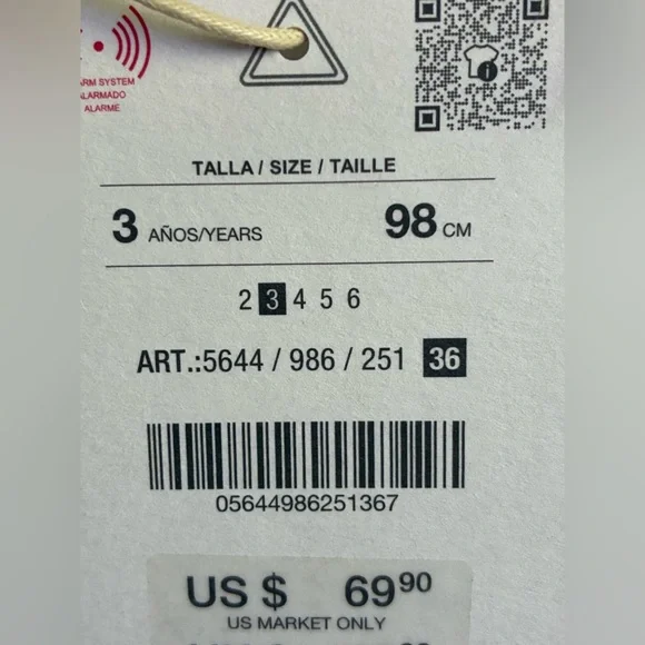 NWT. Zara Kids White Hooded Ski Jacket. Size 3. - Picture 13 of 13